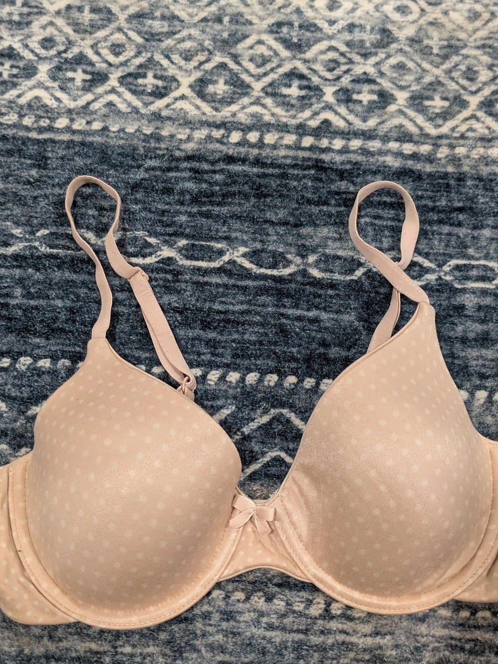 Maidenform Light Blush Dot Molded T-Shirt Bra